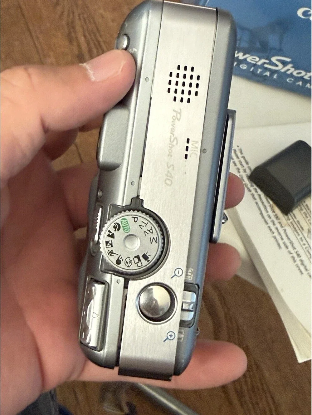 Canon PowerShot S40, W/box, Memory Card , Charger Battery , Manual , Working